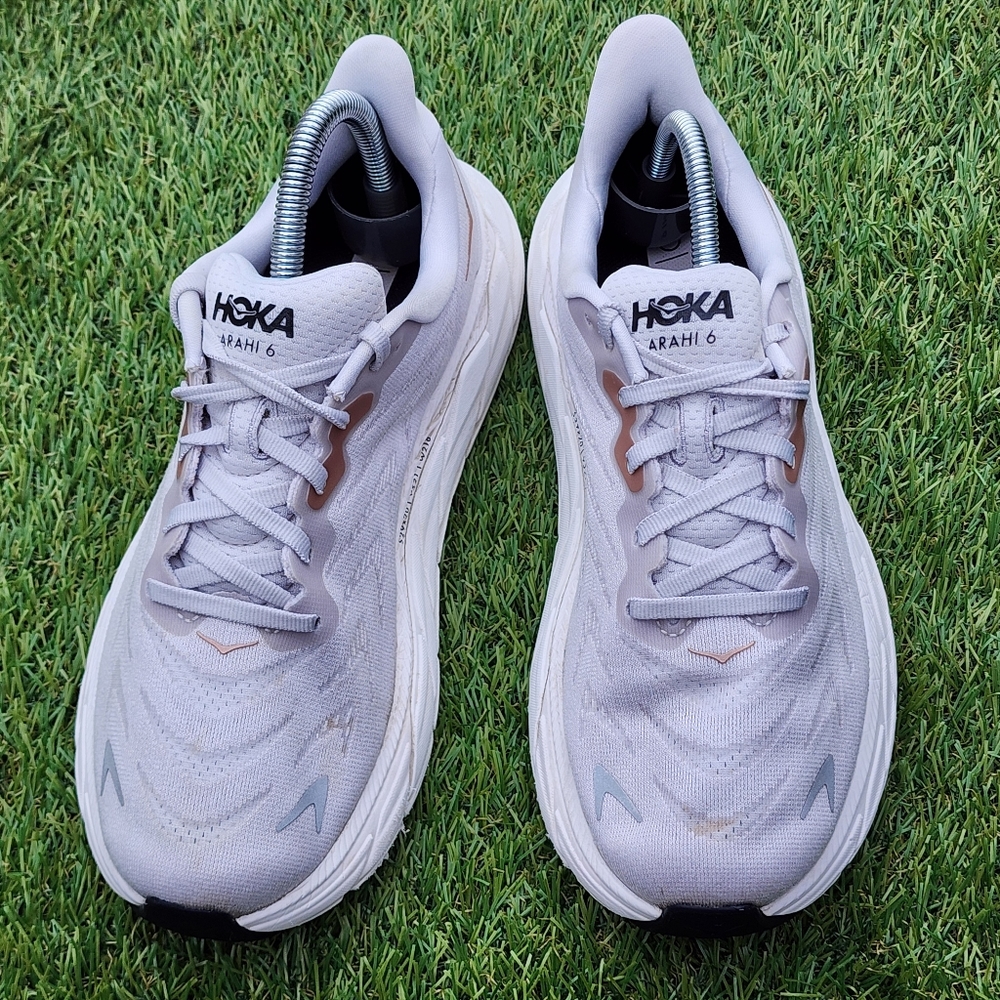HOKA ARAHI 6 - Womens Athletic Shoes - SIZE 8B - Picture 2 of 9